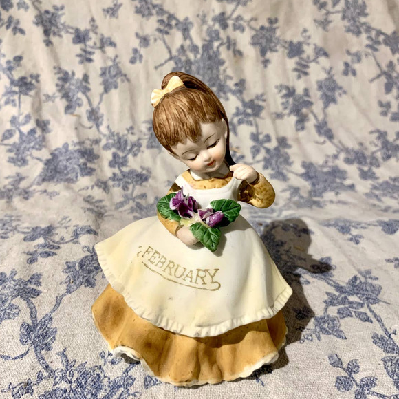 Vintage Geo Z Lefton February Birthday Girl Figurine Porcelain - Picture 1 of 4